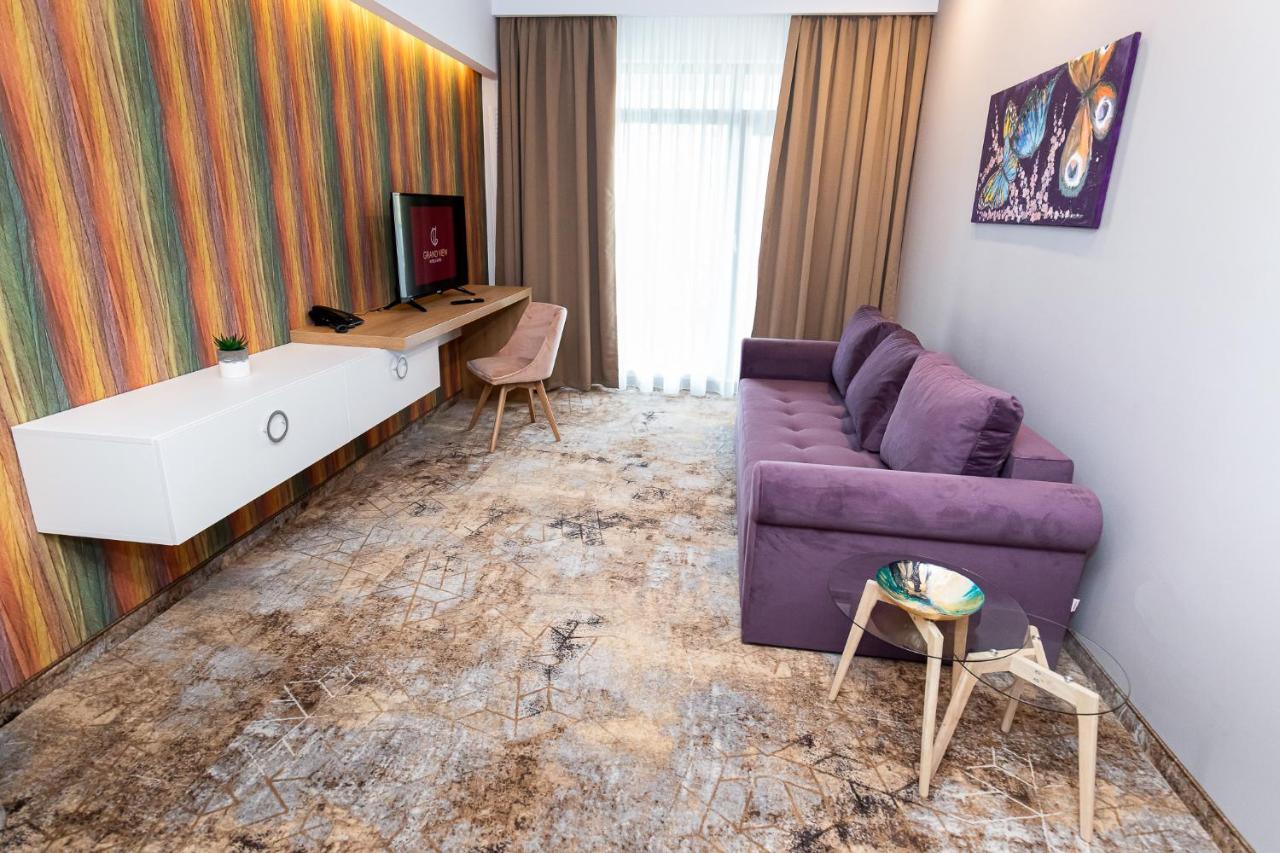 Grand View Hotel & Suites Copou Iasi Exteriér fotografie