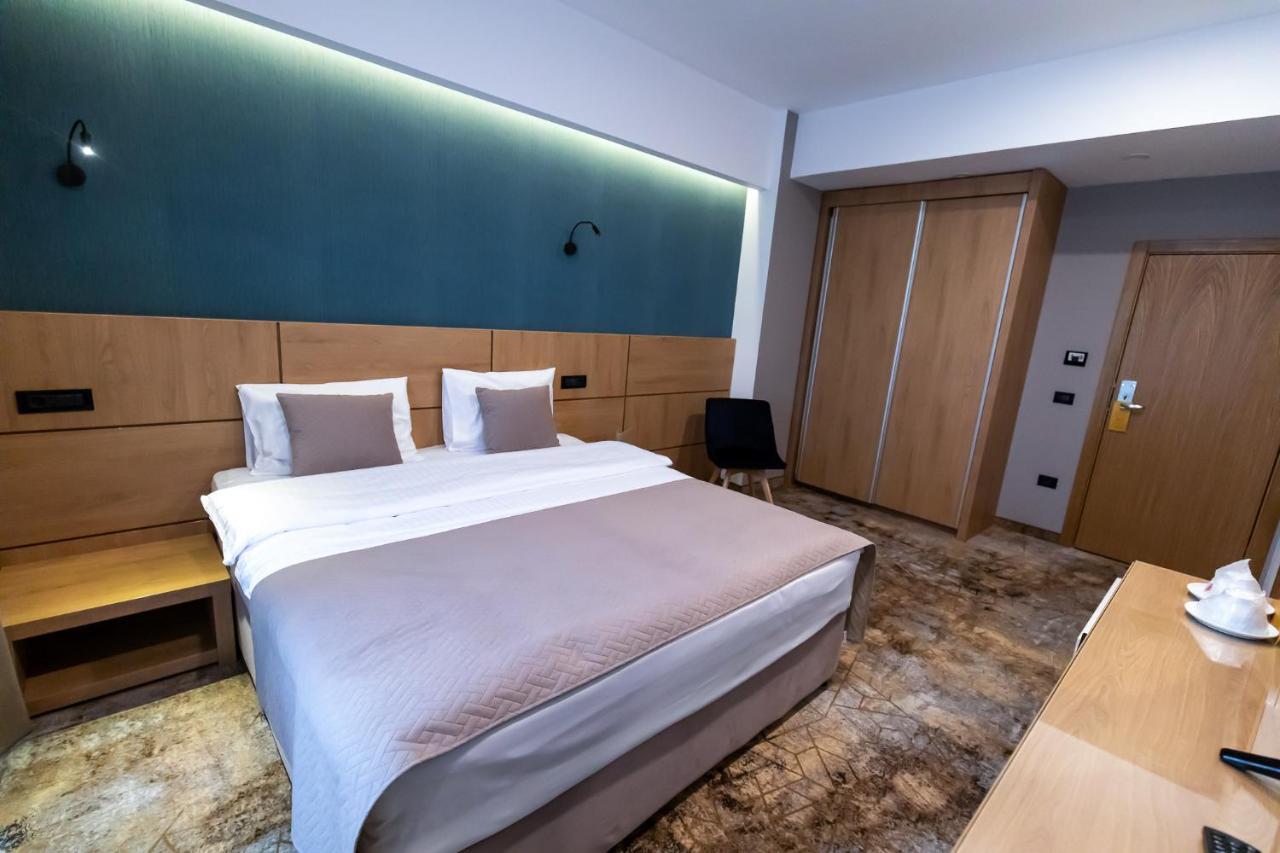 Grand View Hotel & Suites Copou Iasi Exteriér fotografie