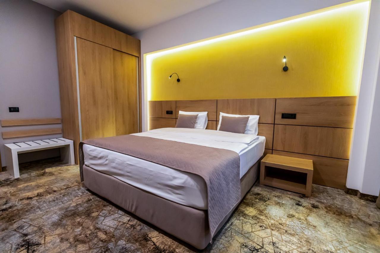 Grand View Hotel & Suites Copou Iasi Exteriér fotografie